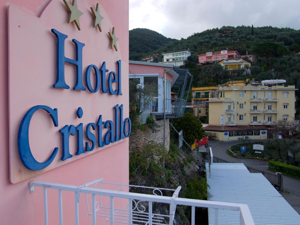 Hotel Cristallo レーリチ エクステリア 写真