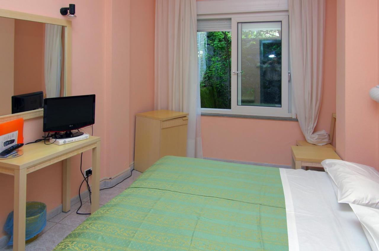 Hotel Cristallo レーリチ エクステリア 写真
